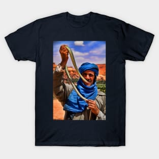 Morocco. Snake charmer. Portrait. T-Shirt